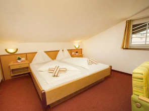 Jagdhof Holiday Apartments