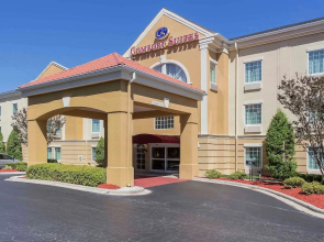 Comfort Suites