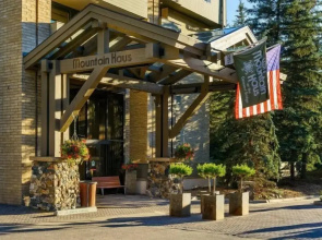 Cozy 1 Bedroom in Vail Village at the Covered Bridge