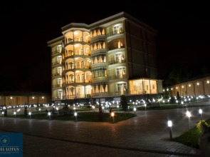Lotus Hotel