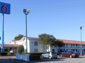 Motel 6 Garland, TX - Northeast Dallas