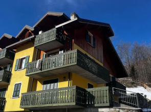 Sunshine in Vione With 2 Bedrooms and 1 Bathrooms