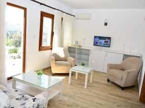 Queen Boutique Hotel