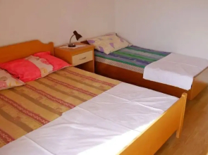 Cosy Apartment With sea View and one Bedroom