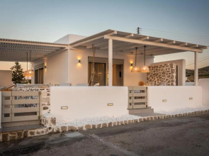 Luxurious stoudio in Mandrakia 1