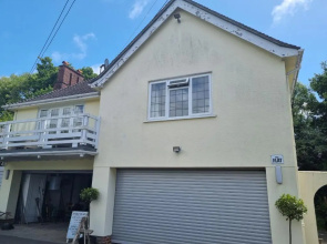 Lovely 2-Bedroom New Forest apartment on a Farm