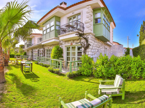 Palas Alacati - Adults Only