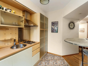 Smart Host (Смарт Хост) на переулке Обуха