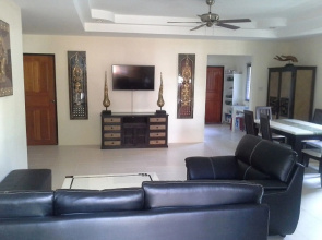 Garden Villa - Pattaya Holiday House Walking Street