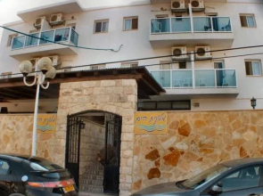 Tranquil Stay Near Beach by Sea N' Rent