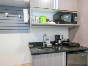 Mountainside Inn 421 1 Bedroom Hotel Room by Alpine Lodging Telluride