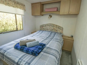 Fron Dderw Caravan