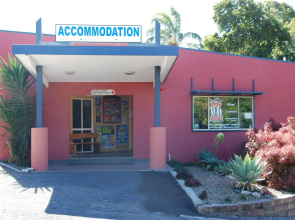 Agnes Palms Accommodation