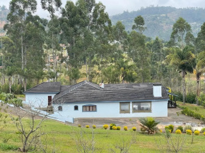 Boikhutsong House