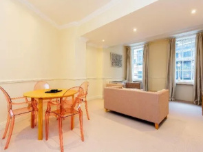 OYO Home 153 Blackfriars St Andrews Hill