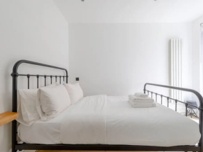 Charming & Stylish 1BD Flat - Bethnal Green