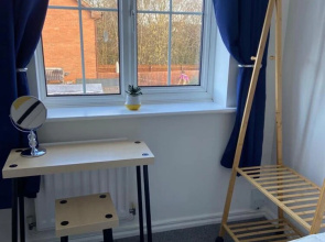 Captivating 3-bed House in March