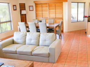 Spa Haven Deluxe 17A