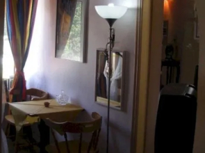 Adonis Guesthouse