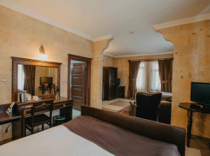 Royal Stone Houses - Goreme