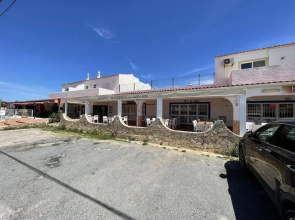 Apartment in Carvoeiro With Terrace