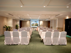 Woraburi Phuket Resort & Spa