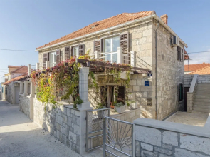 Apartments Ljiljana