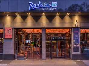 Radisson Blu Park Hotel, Athens