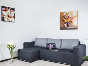 Hotel Status Apartments