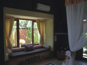 Villa & Spa Bulan Madu