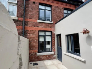 IFSC Townhouse Apartments