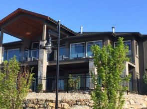 Hilltop Escape Bed & Breakfast