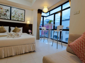 @ White Patong