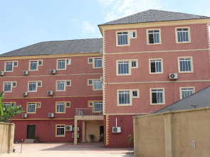 Grand Decent Hotel and Suites