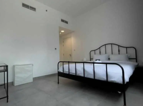 Spacious Furnished Apartment in Palette Tower in Tourist Club Area