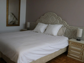 Enticing Holiday Home in Galapagar with Private Terrace