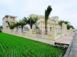 Kuan Pin Four Season Villa