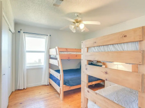 Crystal Beach Home w/ Large Deck & Bay Views!