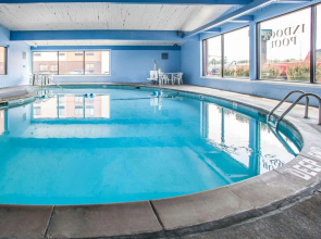 Rodeway Inn & Suites Milwaukee Airport