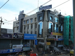 i-Roomz Hotel Shivananda