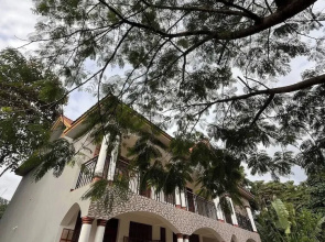 Iichoroi Farm House