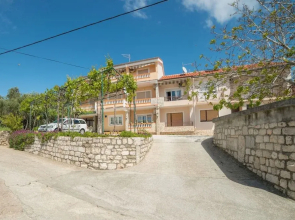 Apartments Javoran 3108