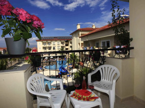 Sun City Apartments & Hotel