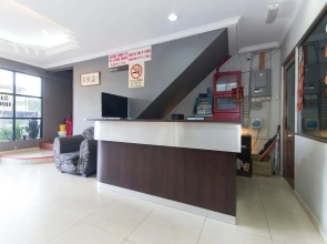 Super OYO 473 Comfort Hotel 2