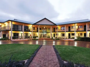 Nepean Country Club & Day SPA
