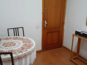 Quarto e Banheiro Exclusivos Barra da Tijuca em Apartamento Compartilhado