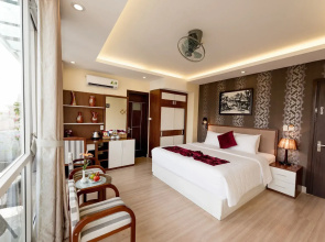 Golden Legend Diamond Hotel	