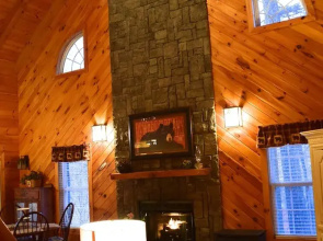 Lilac Cottage at Blairsville 2 Bedrooms 2 Bathrooms Cottage
