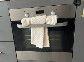 City Centre 1-bed Apartment in Preston With Sky