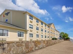 Comfort Inn River's Edge
